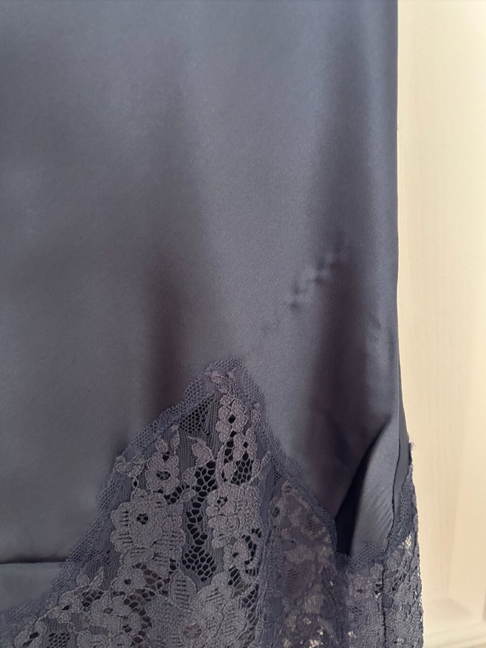 Reformation Carolina Silk Skirt - Picture 3 of 5